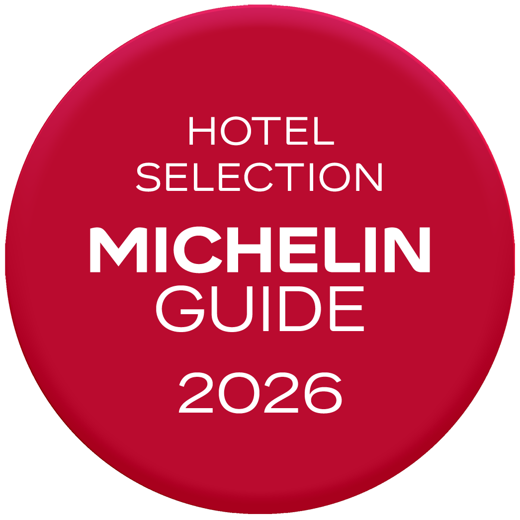 MICHELIN Selected Footer Red